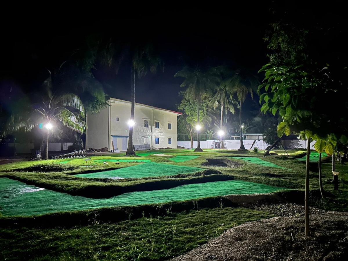 W Golf Resort Oslob Exterior photo