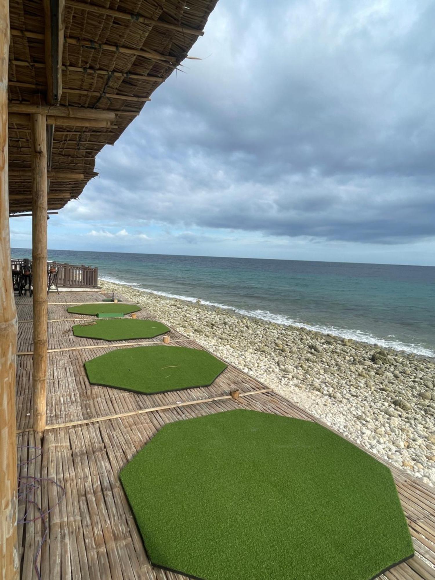 W Golf Resort Oslob Exterior photo
